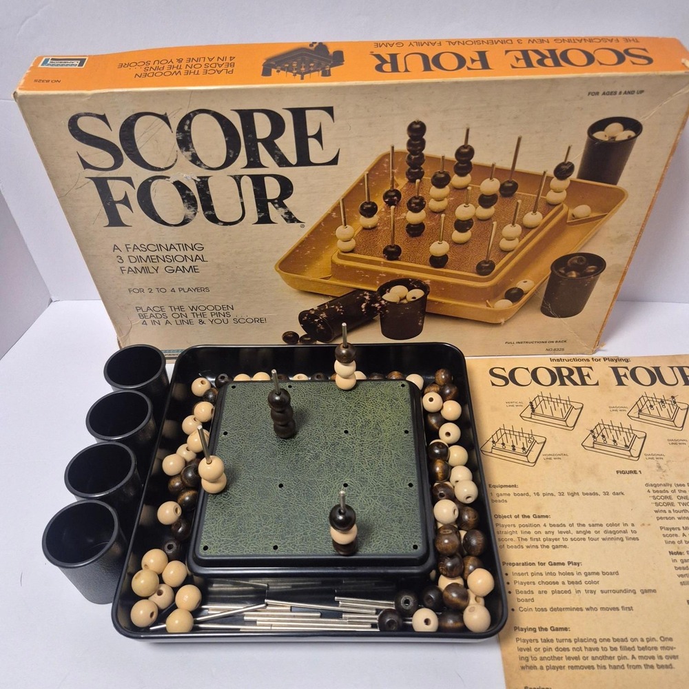 Vintage Lakeside Score Four 3D Strategy Board Game Complete w/ Box 1974